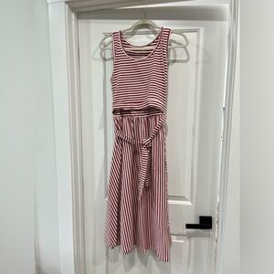 Latched mama nursing sundress size M EUC